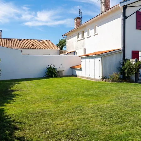 Maison Spacieuse Près De Marennes-hiers-brouage Hébergement de vacances Marennes (Charente-Maritime)